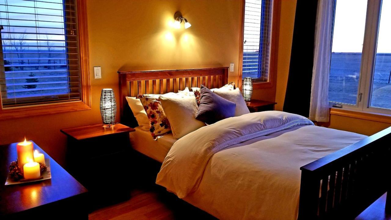 Anna'S Prairie Comfort B & B Moose Jaw Exterior photo