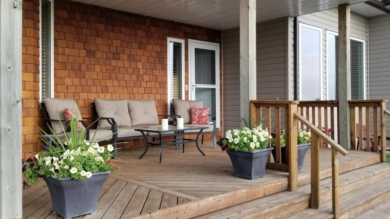 Anna'S Prairie Comfort B & B Moose Jaw Exterior photo